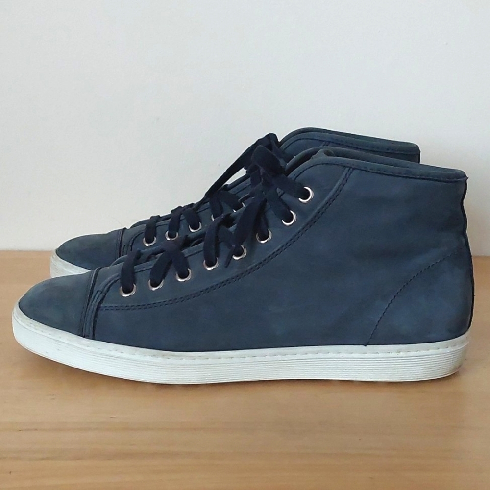 Tod's grey nubuck leather sneakers
